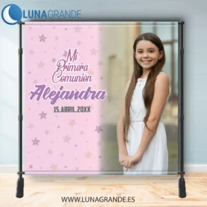 Comuniones por las nubes: cómo hacer una celebración preciosa sin disparar el presupuesto 5 Photocall Comunión Fondo premium Estrellas - rosa